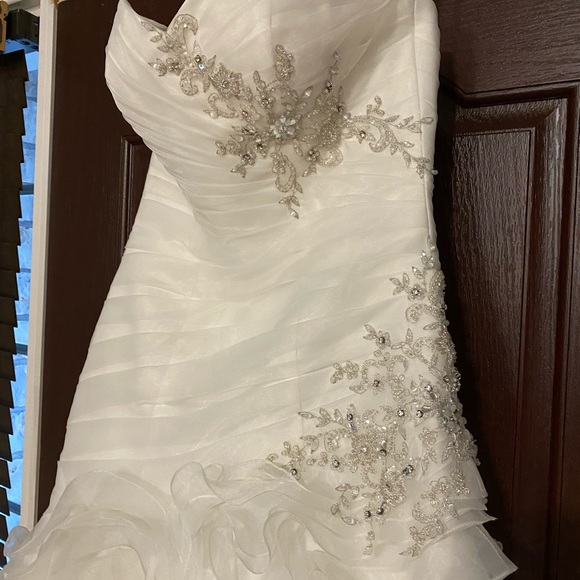 Madison Bridal Gown - Picture 3 of 5